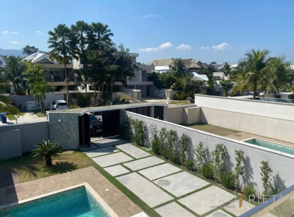 Imagem Casa de Condomínio com 4 Quartos à Venda, 300 m² em Barra Da Tijuca - Rio De Janeiro Imagem Casa de Condomínio com 4 Quartos à Venda, 300 m² em Barra Da Tijuca - Rio De Janeiro
