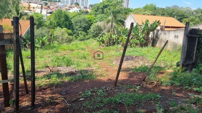 Terreno à Venda, 960 m² em Cláudia - Londrina