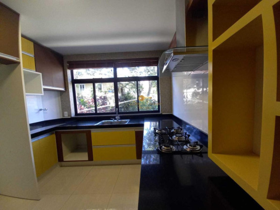 Imagem Apartamento com 2 Quartos à Venda, 153 m² em Alto - Teresópolis
