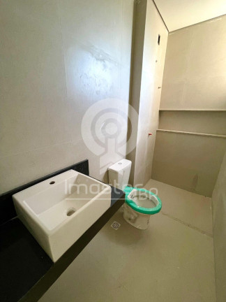 Imagem Casa com 4 Quartos à Venda, 141 m² em Guaribas - Eusébio
