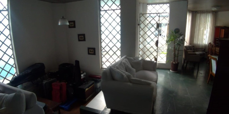 Imagem Casa com 3 Quartos à Venda, 426 m² em Vila Ré - São Paulo