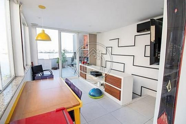 Imagem Cobertura com 2 Quartos à Venda, 115 m² em Lagoa - Rio De Janeiro