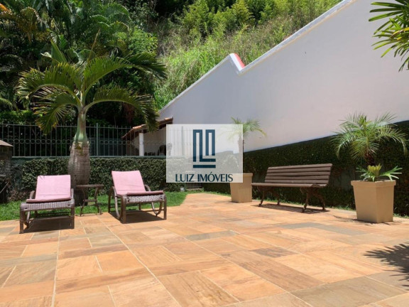 Imagem Casa com 3 Quartos à Venda, 450 m² em Centro - Três Rios Imagem Casa com 3 Quartos à Venda, 450 m² em Centro - Três Rios
