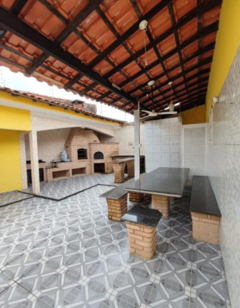 Casa com 3 Quartos à Venda, 263 m² em Jardim Das Palmeiras - Itanhaém