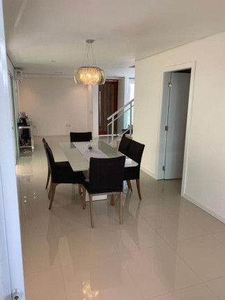 Imagem Casa com 3 Quartos à Venda, 182 m² em Coité - Eusébio