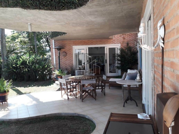 Imagem Casa com 4 Quartos à Venda, 500 m² em Alphaville - Santana De Parnaíba Imagem Casa com 4 Quartos à Venda, 500 m² em Alphaville - Santana De Parnaíba