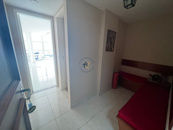 Sala Comercial à Venda,  em Centro - Niterói
