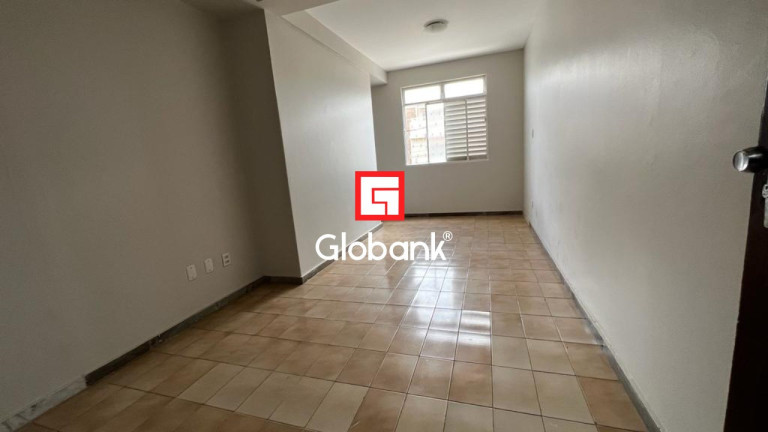 Imóvel Comercial para Alugar, 40 m² em Candida Camara - Montes Claros