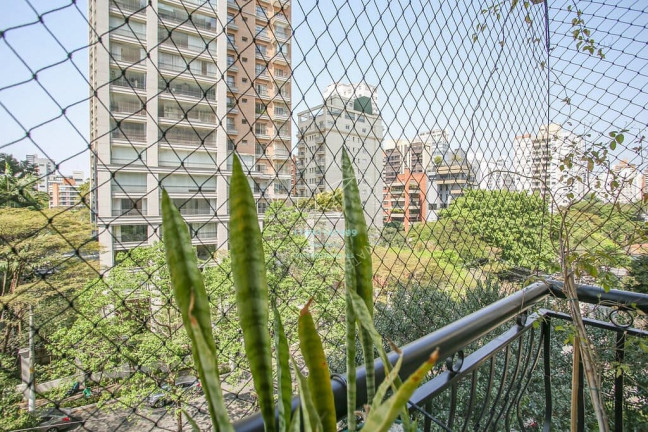 Imagem Apartamento com 3 Quartos à Venda, 288 m² em Vila Nova Conceição - São Paulo Imagem Apartamento com 3 Quartos à Venda, 288 m² em Vila Nova Conceição - São Paulo
