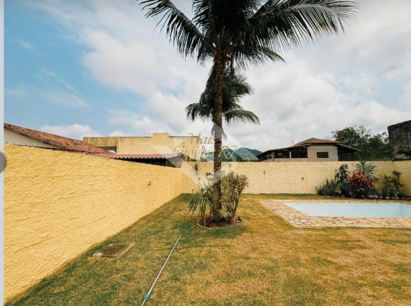 Imagem Casa com 3 Quartos à Venda, 450 m² em Itaipu - Niterói