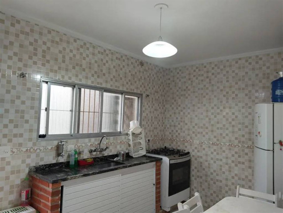 Imagem Casa com 4 Quartos à Venda, 142 m² em Caicara - Praia Grande
