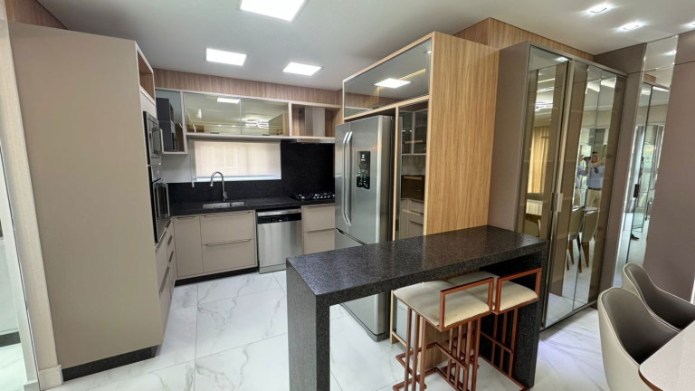 Imagem Apartamento com 4 Quartos à Venda, 162 m² em Meia Praia - Itapema Imagem Apartamento com 4 Quartos à Venda, 162 m² em Meia Praia - Itapema