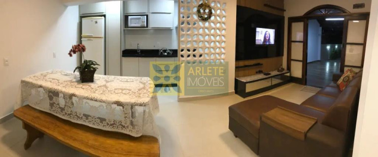 Imagem Casa com 5 Quartos à Venda, 165 m² em Centro - Porto Belo Imagem Casa com 5 Quartos à Venda, 165 m² em Centro - Porto Belo
