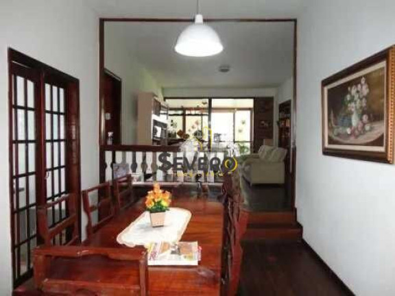 Imagem Casa com 4 Quartos à Venda, 220 m² em Rio Do Ouro - Niterói Imagem Casa com 4 Quartos à Venda, 220 m² em Rio Do Ouro - Niterói