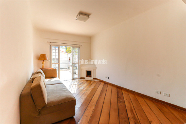 Imagem Casa com 2 Quartos à Venda, 180 m² em Vila Madalena - São Paulo Imagem Casa com 2 Quartos à Venda, 180 m² em Vila Madalena - São Paulo