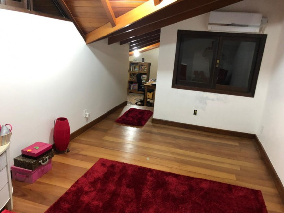 Imagem Imóvel com 3 Quartos à Venda, 214 m² em Alto Petrópolis - Porto Alegre Imagem Imóvel com 3 Quartos à Venda, 214 m² em Alto Petrópolis - Porto Alegre