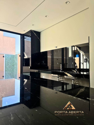 Imagem Casa com 3 Quartos à Venda, 266 m² em Cond Parque Lagoa Silvana - Caratinga Imagem Casa com 3 Quartos à Venda, 266 m² em Cond Parque Lagoa Silvana - Caratinga