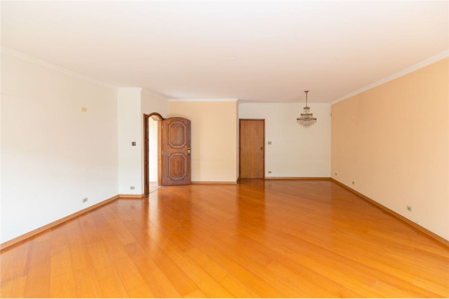 Imagem Casa com 4 Quartos à Venda,  em Vila Ipojuca - São Paulo