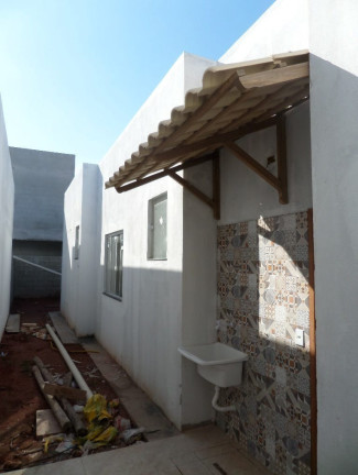 Imagem Casa com 2 Quartos à Venda, 150 m² Imagem Casa com 2 Quartos à Venda, 150 m²