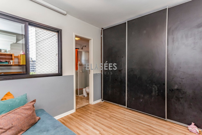 Imagem Apartamento com 3 Quartos à Venda, 145 m² em Vila Nova Conceição - São Paulo