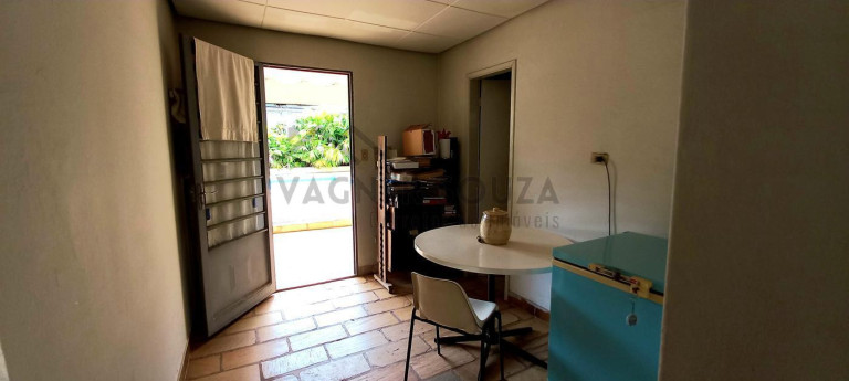 Imagem Casa com 3 Quartos à Venda, 330 m² em Zona 02 - Maringá