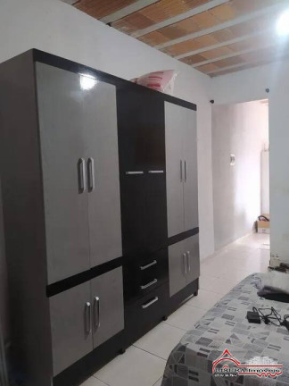 Imagem Casa com 1 Quarto à Venda, em Parque Imperial - Jacareí Imagem Casa com 1 Quarto à Venda, em Parque Imperial - Jacareí