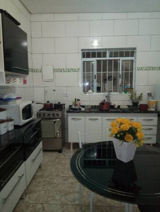Imagem Casa com 5 Quartos à Venda, 125 m² em Vila Nilva - Barueri Imagem Casa com 5 Quartos à Venda, 125 m² em Vila Nilva - Barueri