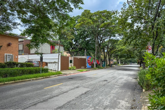 Imagem Terreno à Venda, 788 m² em Alto De Pinheiros - São Paulo