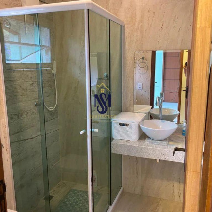 Imagem Casa com 5 Quartos à Venda, em Macaé Imagem Casa com 5 Quartos à Venda, em Macaé