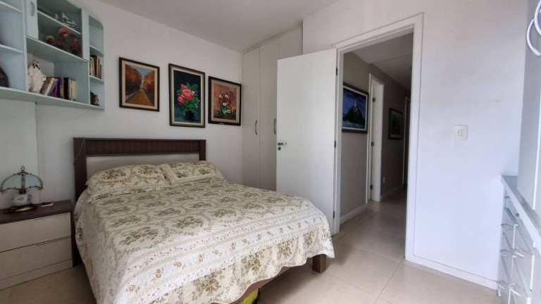 Imagem Apartamento com 3 Quartos à Venda, 130 m² em Praia Da Costa - Vila Velha Imagem Apartamento com 3 Quartos à Venda, 130 m² em Praia Da Costa - Vila Velha