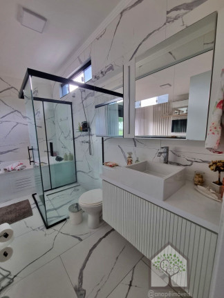 Imagem Casa com 4 Quartos à Venda, 235 m² em Cachoeira Do Bom Jesus - Florianópolis Imagem Casa com 4 Quartos à Venda, 235 m² em Cachoeira Do Bom Jesus - Florianópolis