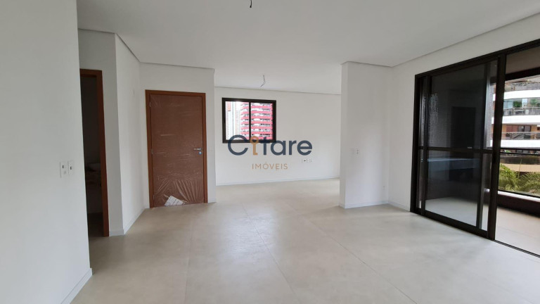 Imagem Apartamento com 3 Quartos à Venda, em Meireles - Fortaleza Imagem Apartamento com 3 Quartos à Venda, em Meireles - Fortaleza
