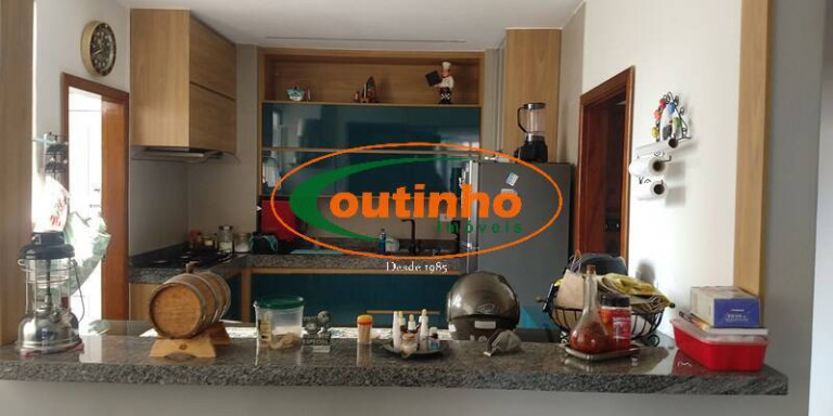 Imagem Apartamento com 3 Quartos à Venda, 127 m² em Grajaú - Rio De Janeiro Imagem Apartamento com 3 Quartos à Venda, 127 m² em Grajaú - Rio De Janeiro
