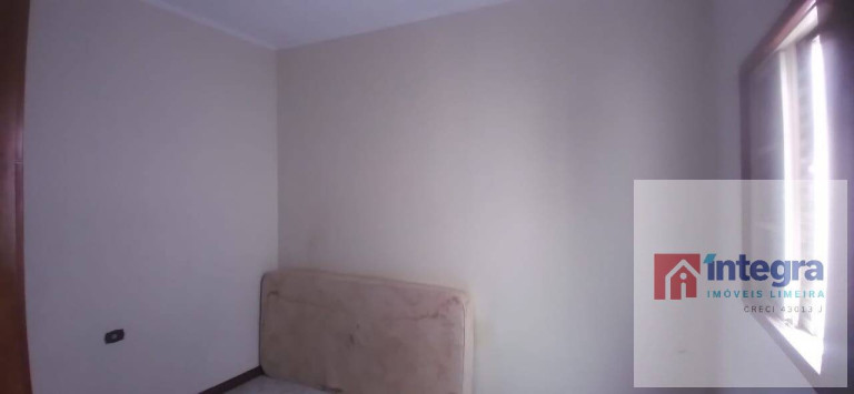 Imagem Casa com 3 Quartos à Venda, 330 m² em Jardim Senador Vergueiro - Limeira Imagem Casa com 3 Quartos à Venda, 330 m² em Jardim Senador Vergueiro - Limeira