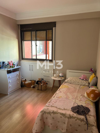 Imagem Imóvel com 4 Quartos à Venda, 181 m² em Cambuí - Campinas Imagem Imóvel com 4 Quartos à Venda, 181 m² em Cambuí - Campinas