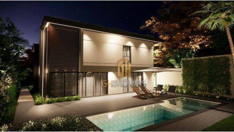 Imagem Sobrado com 4 Quartos à Venda, 351 m² em Residencial Goiânia Golfe Clube - Goiânia