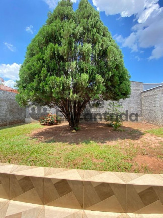 Imagem Casa com 3 Quartos à Venda, 250 m² em Jardim São Braz - Birigui