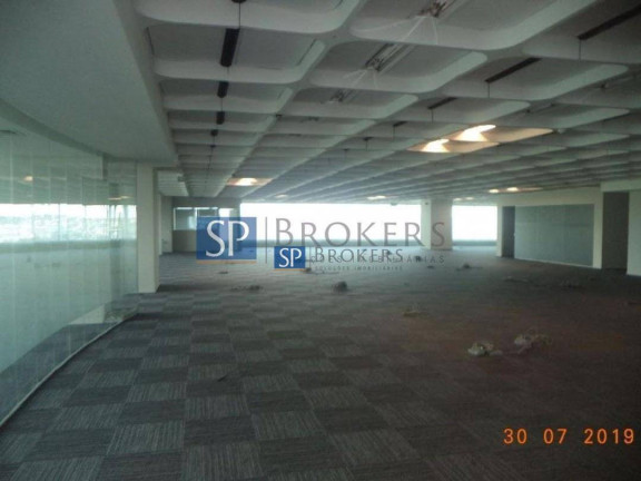 Imagem Sala Comercial à Venda ou Locação, 2.844 m² em Jardim São Luís (zona Sul) - São Paulo Imagem Sala Comercial à Venda ou Locação, 2.844 m² em Jardim São Luís (zona Sul) - São Paulo