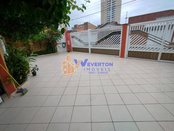 Imagem Casa com 3 Quartos à Venda, 220 m² em Centro - Mongaguá