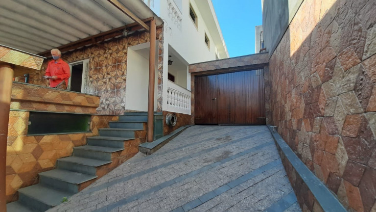 Imagem Sobrado com 3 Quartos à Venda, 250 m² em Umuarama - Osasco