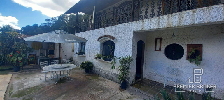 Imagem Casa com 4 Quartos à Venda, 230 m² em Bom Retiro - Teresópolis