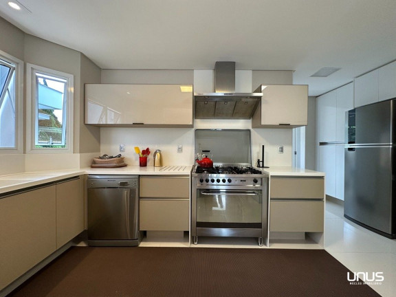 Imagem Casa com 5 Quartos à Venda, 600 m² em Jurerê Internacional - Florianópolis Imagem Casa com 5 Quartos à Venda, 600 m² em Jurerê Internacional - Florianópolis