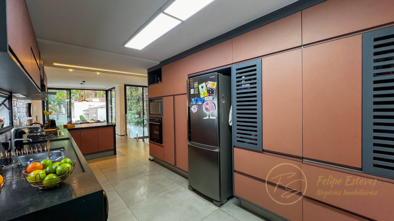 Imagem Casa com 4 Quartos à Venda, 498 m² em Chácara Monte Alegre - São Paulo