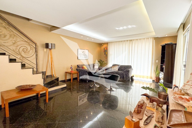 Imagem Casa com 4 Quartos à Venda, 269 m² em Guará Ii - Brasília Imagem Casa com 4 Quartos à Venda, 269 m² em Guará Ii - Brasília