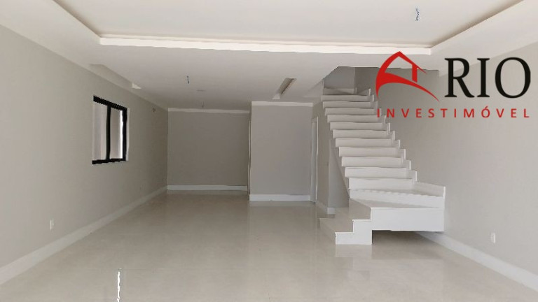 Imagem Casa com 4 Quartos à Venda, 360 m² em Barra Da Tijuca - Rio De Janeiro Imagem Casa com 4 Quartos à Venda, 360 m² em Barra Da Tijuca - Rio De Janeiro