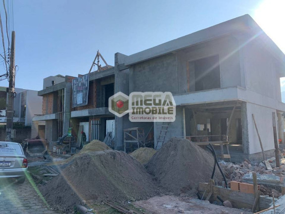 Imagem Casa com 3 Quartos à Venda, 187 m² em Córrego Grande - Florianópolis Imagem Casa com 3 Quartos à Venda, 187 m² em Córrego Grande - Florianópolis