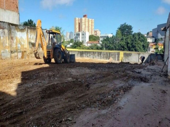 Terreno à Venda, 1.100 m² em Matatu - Salvador
