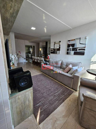 Imagem Cobertura com 3 Quartos à Venda, 170 m² em Centro - Cabo Frio