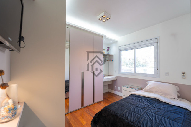 Imagem Apartamento com 3 Quartos à Venda, 233 m² em Campo Belo - São Paulo