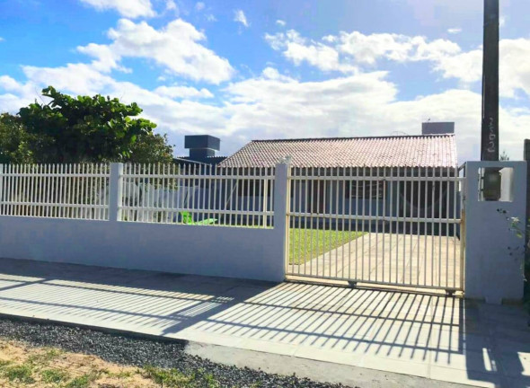 Imagem Casa com 2 Quartos à Venda,  em Capão Da Canoa